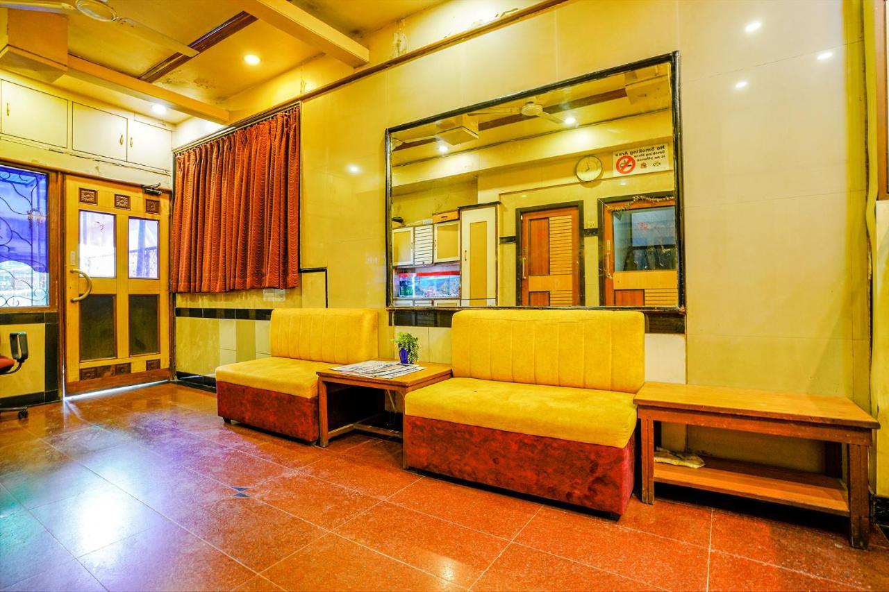 Fabhotel King'S Palace Mumbai Exterior photo